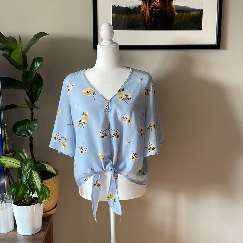 Lush Krisantha Floral Top